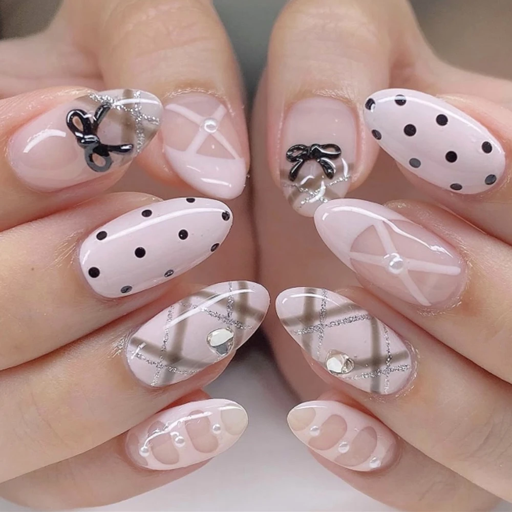 

Black Round Polka Dot Bowknot Chic Rhinestone Pearl Sweet French Pink Fake Nails Detachable Finished False Nails Press on Nails