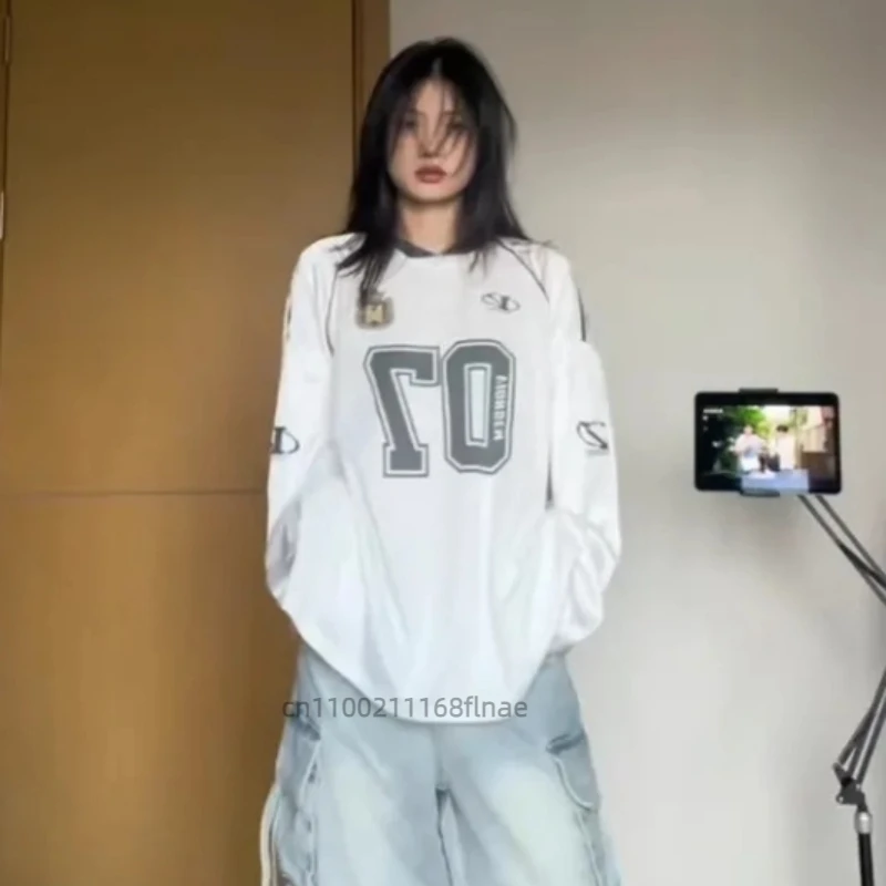 アメリカンストリートダンスコスチュームレトロスタイルVネックルーズ長袖ジャージスタイルTシャツファッショナブルなハイエンドトップ女性用