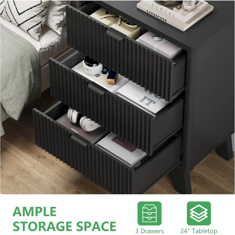 منضدة خشبية واسعة مخددة حديثة من منتصف القرن مع 3 أدراج ومقابض معدنية