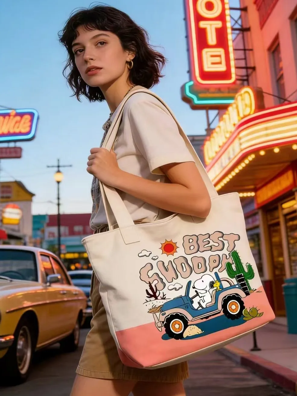 Snoopy Girl New Cute Cartoon Fashion Versatile Casual Travel Lightweight Large Capacity Storage Shoulder Portable Canvas Bag