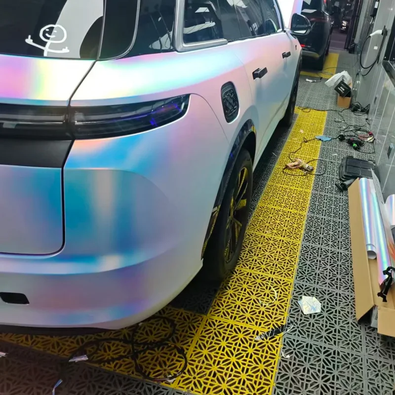 PET Iridescent Chrome Matte Rainbow White Vinyl Wrap Roll Self Adhesive Sticker Decal Air Release Motorcycle Car Wrapping Film view 5