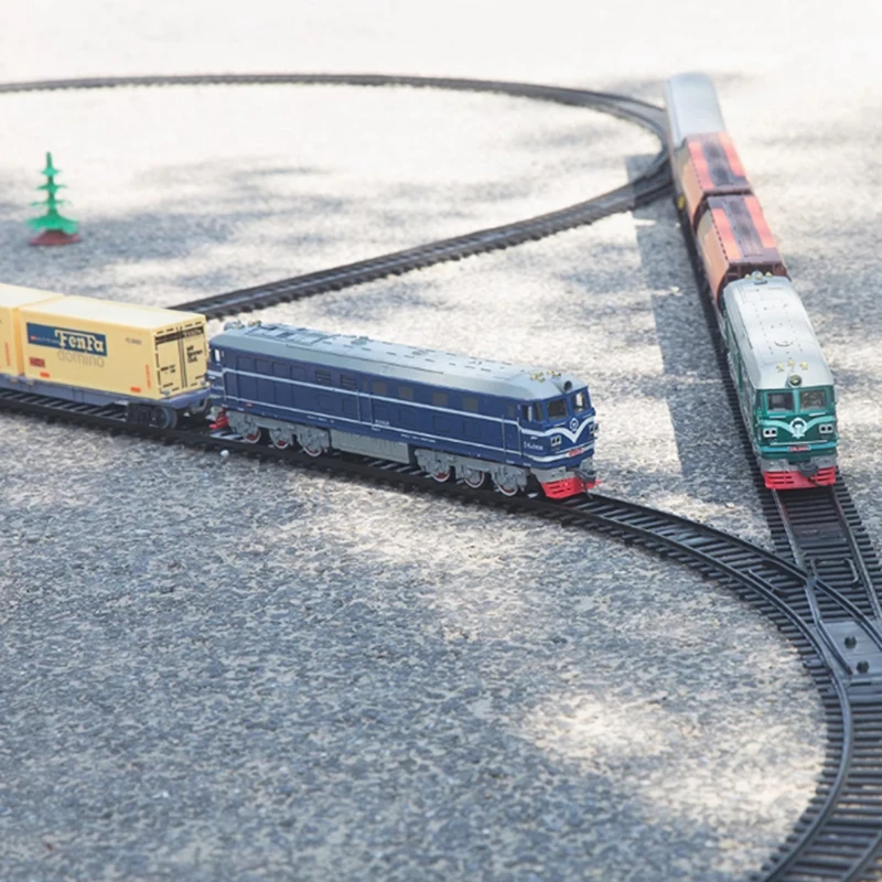 Klassieke GP40 Dongfeng 4B Verbrandingsmotor Trein Set Simulatie Elektrische Spoormodel Kinderspeelgoed Scène Gift Display