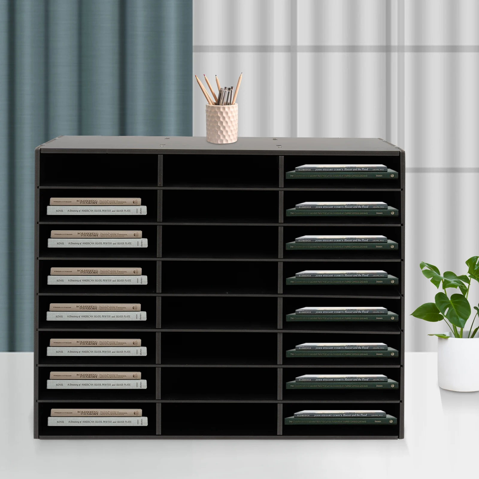 Pannello rettangolare moderno nero in PVC, organizer per letteratura in feltro, portadocumenti da tavolo, cassetta postale per ufficio