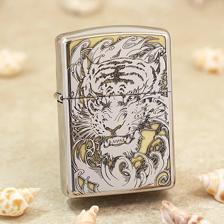 

Genuine Zippo Fierce Tiger oil lighter copper windproof cigarette Kerosene lighters Gift with anti-counterfeiting code