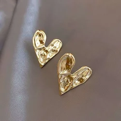 Big Heart Golden Stud Earrings for Women Simple Exaggerated Liquid Irregular Fold Temperament Smooth Creative Jewelry Girl Gift
