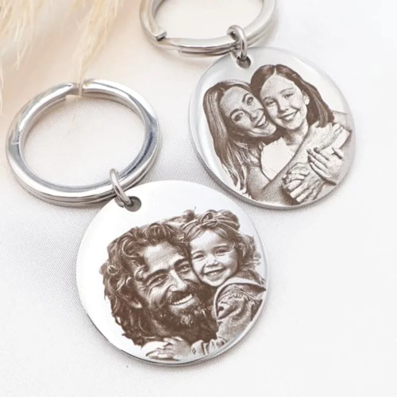 

Custom Photo Engraved Stainless Steel Keychain Personalized Portrait Engraved Keyring for Lovers Custom Unique Christmas Gift