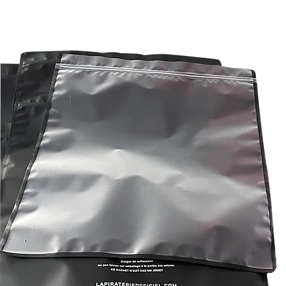 

Three-side Hot Seal Flat Pouch Translucent Window Matte Black Mylar Bag 100pcs Resealable Zip Lock 3C Products Gift Packing Bags