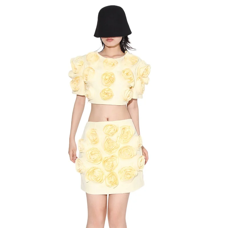 

Ladies French Socialite Style Summer New Three-dimensional Flower Bubble Sleeve Top + High Waist Short Skirt Set