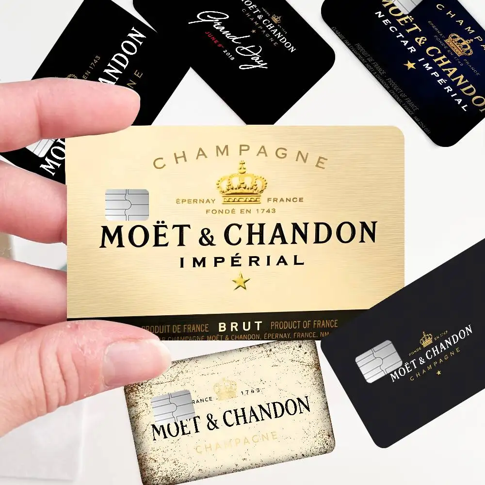 Película Protetora Adesiva Ultrafina de Luxo M-Moet C-Chandon Anime para Cartão de Débito e Crédito - Não Desbota, Não Deixa Resíduos, para Cartões de Despesa ou Poupança