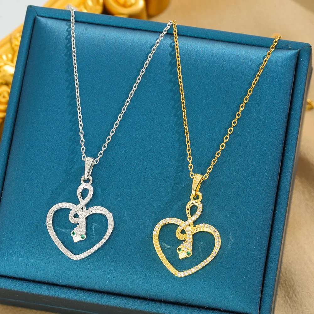 Простые, но многофункциональные аксессуары: бестселлерный мини-набор, ожерелье из циркониевой змеи в форме сердца, цепочка на ключицу с бриллиантами.