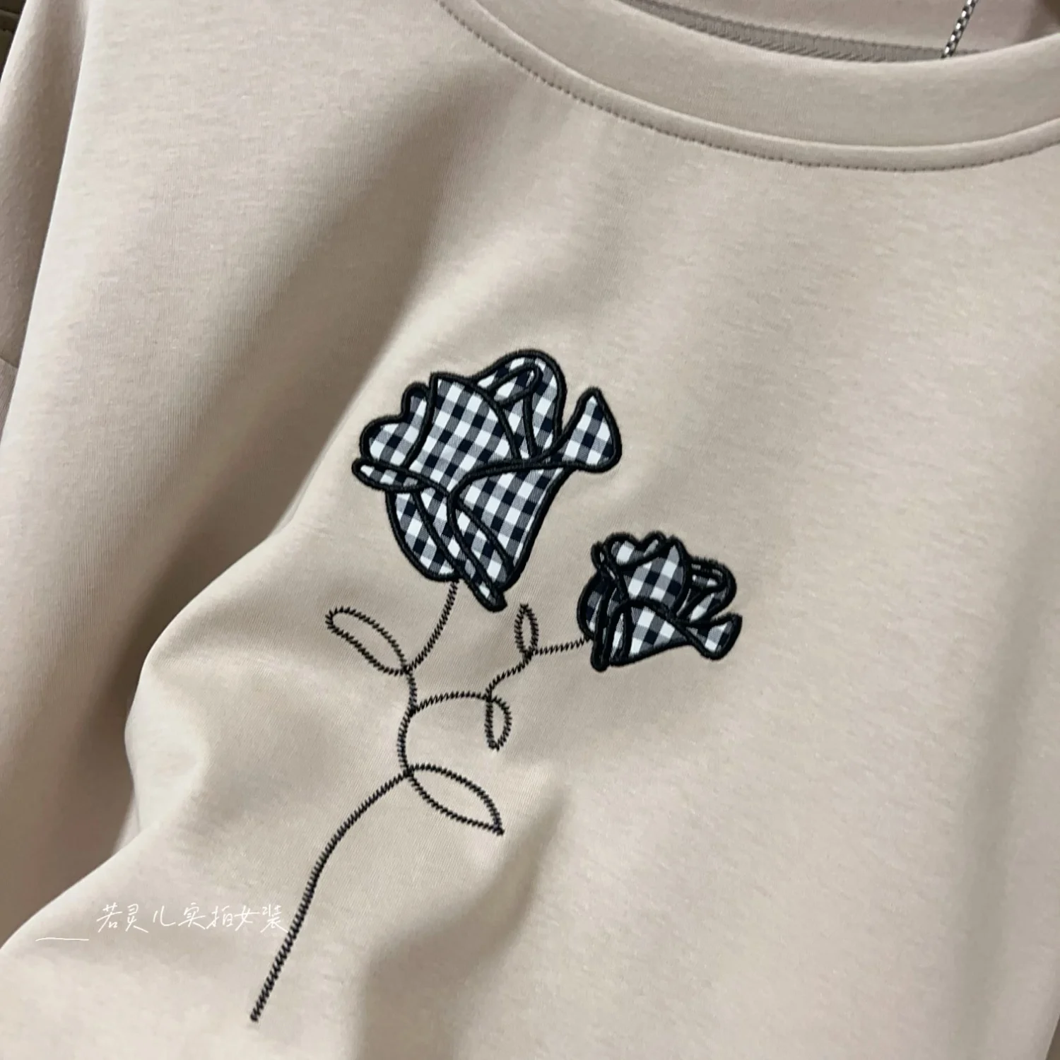 أزياء المرأة فضفاضة تي شيرت كم طويل جولة الرقبة بالإضافة إلى حجم سليم صالح الأعلى