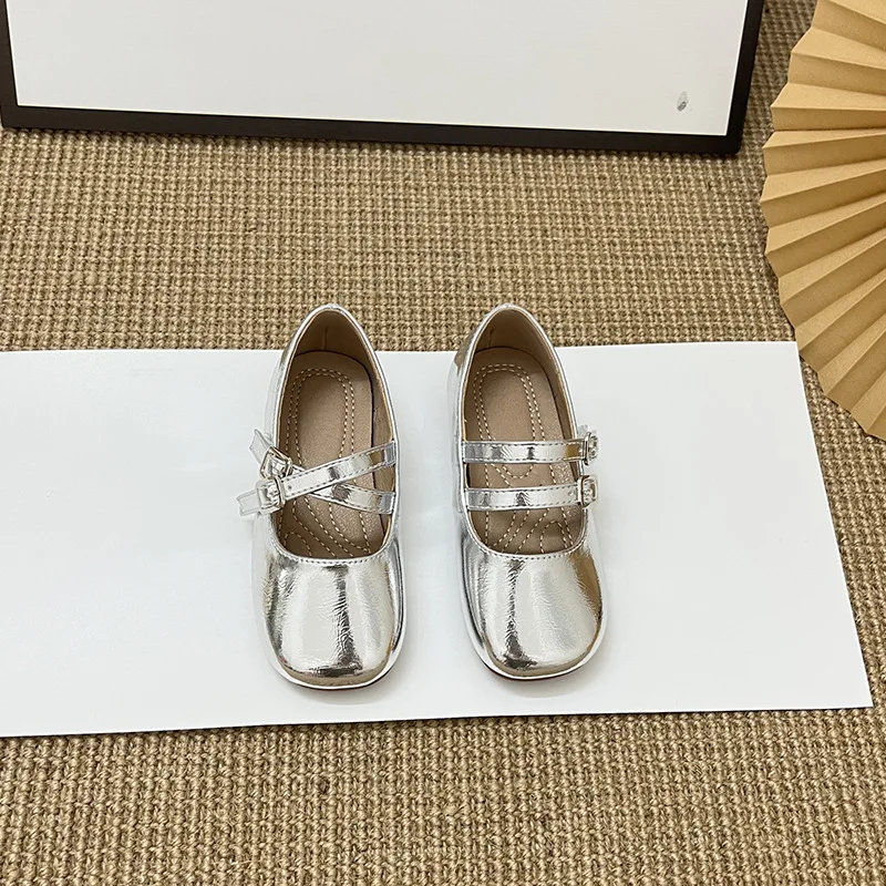 

Kids'Casual Shoes Solid Color PU Leather Fashion Spring Flat Bottom Shoes For Girls Anti-slip Soft Bottom Sliver Size 23-35