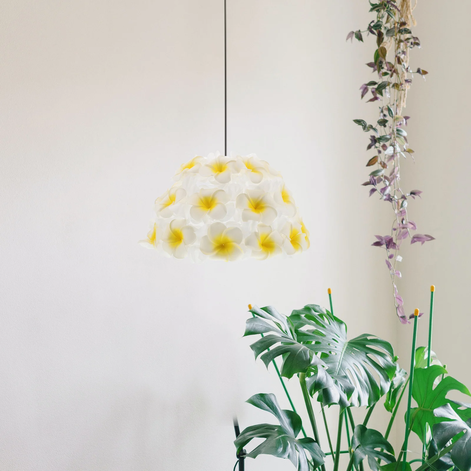 

Eggs Flower Fabric Lamp Shade E27 3D Plumeria Ceiling Cover Hawaiian Style Soft Bell Replacement For Living Room Bedroom Decor