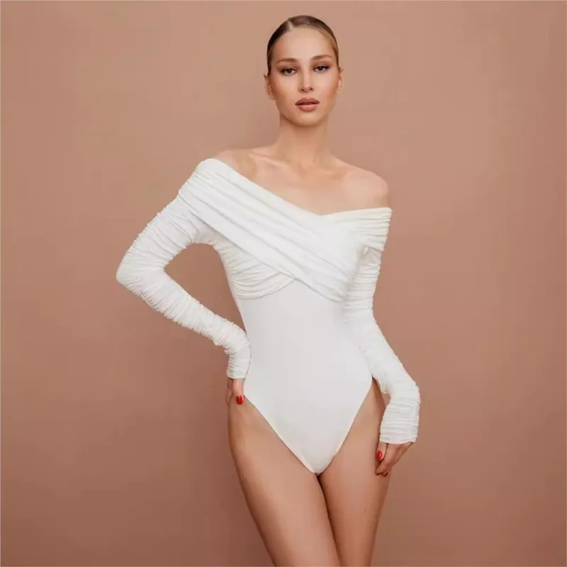 

2025 New Autumn Women's One-Shoulder V-Neck Pleated Long Sleeve Bodycon Elegant Jumpsuit Slim Fit for Daily & Office Wears