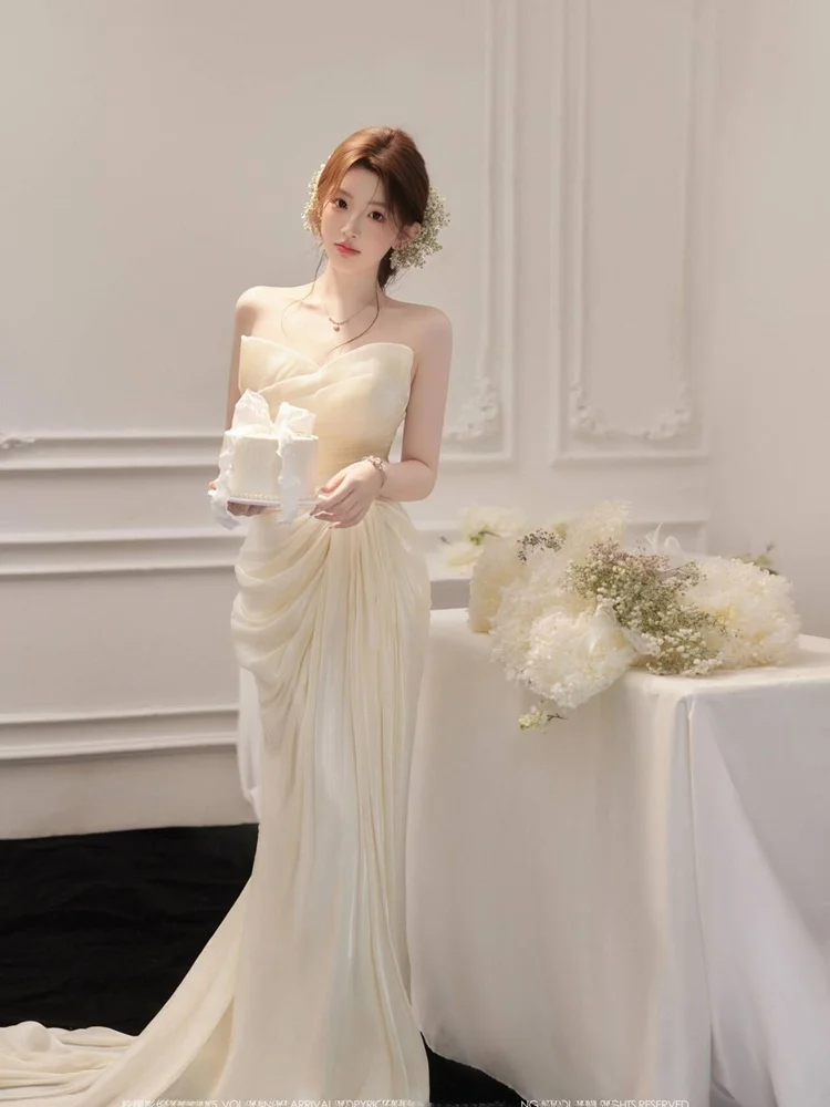

2026 Photography Studio New Korean Style Princess Fashion Art Photography Clothing Birthday Portrait Shooting Sensation