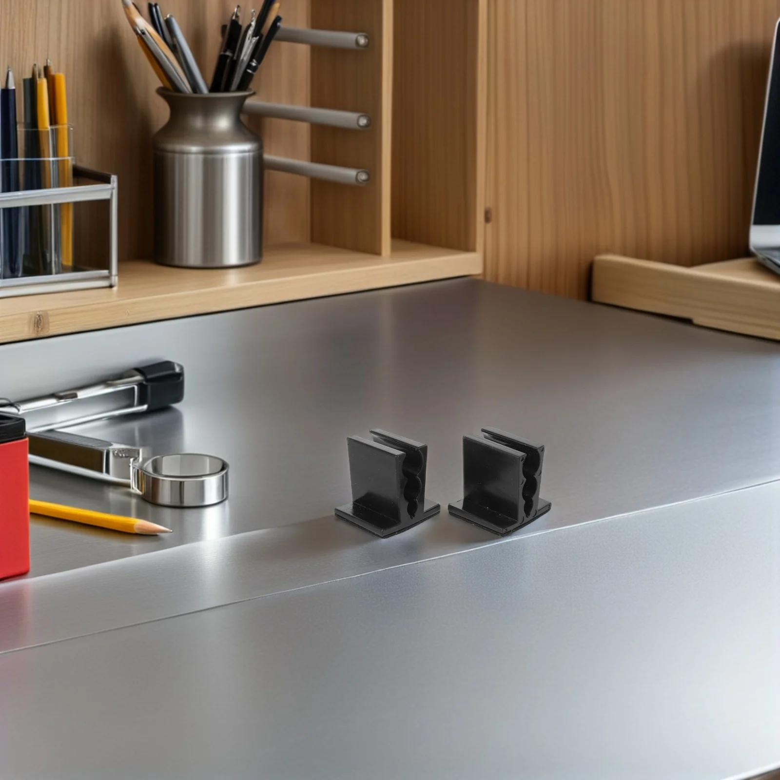 

2Pcs Wireless Lavalier Mic Clip Portable Lapel Microphone Clamp Holder Shirt Clip Conference Podcast Wireless Mic Accessories