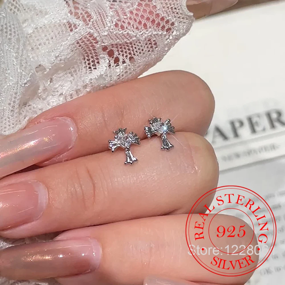 

Корейские серьги-гвоздики из стерлингового серебра 925 пробы с кристаллами в форме сердца, милые серьги-гвоздики с крестом для женщин, модные украшения для пирсинга, Aretes De Mujer, подарок на вечеринку