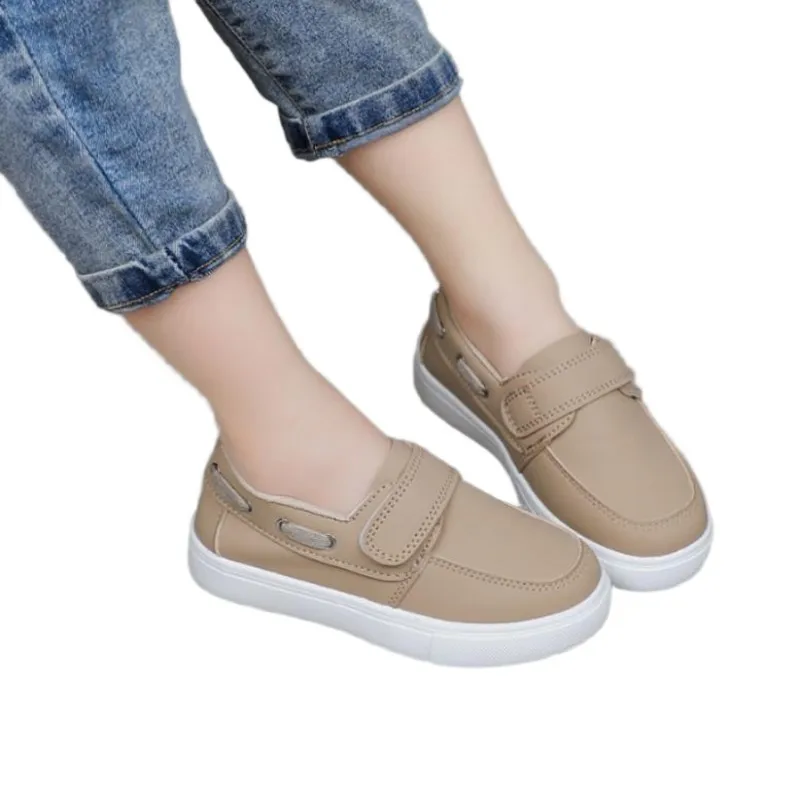 

Новая детская обувь для мальчиков 0-6 лет, кожаная детская обувь босиком для малышей, мягкая подошва, уличные детские теннисные модные кроссовки для девочек