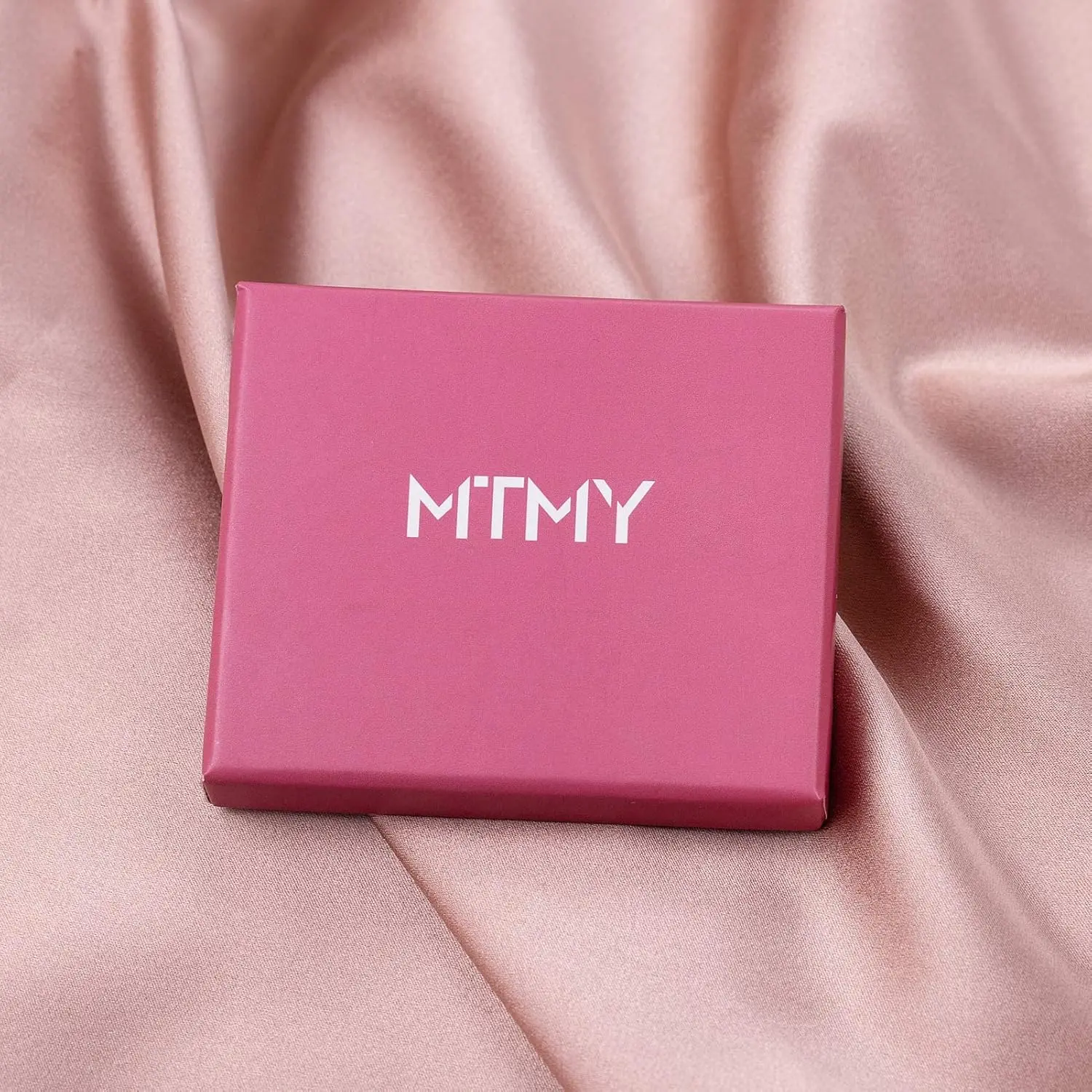 Gold Starfish Necklace 14K Gold Plated Shell Conch Ocean Pendant Necklace for Women Beach Summer Jewelry