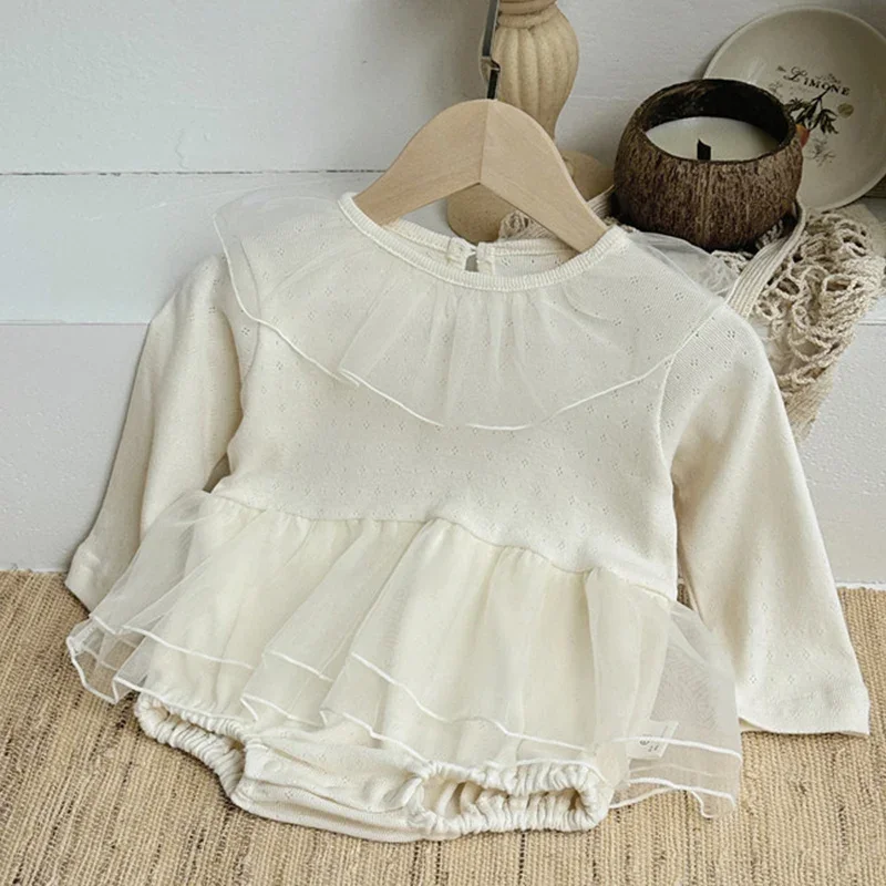 

2024 New Autumn Newborn Baby Girls Bodysuits Long Sleeved Cotton Mesh Splicing Infant Baby Girls Jumpsuit 0-24M Children Clothes