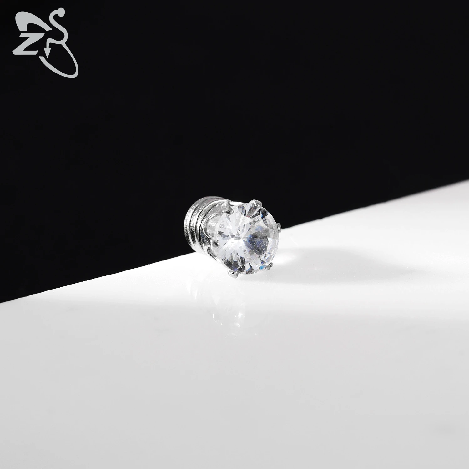 ZS 1 Stück magnetische Clip-on-Ohrringe, Stern-Herzform, CZ-Kristall-Ohrclip, kein Piercing, Ohrstecker, kein durchbohrter Ohrring-Schmuck, 4–8 mm – Detail 4