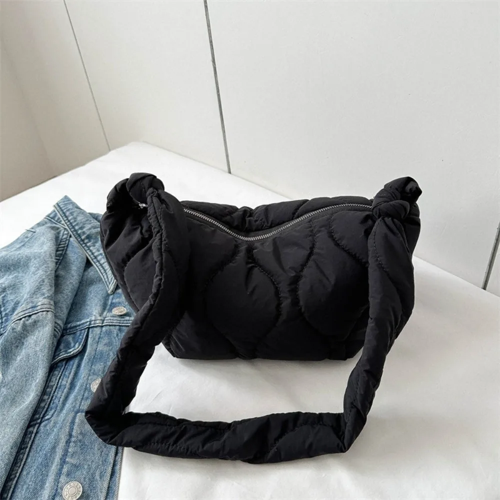 

Women Fashion Large Capacity Cotton-padded Bag Puffy All Matched Crossbody Bag Quilted Retro Underarm Bag