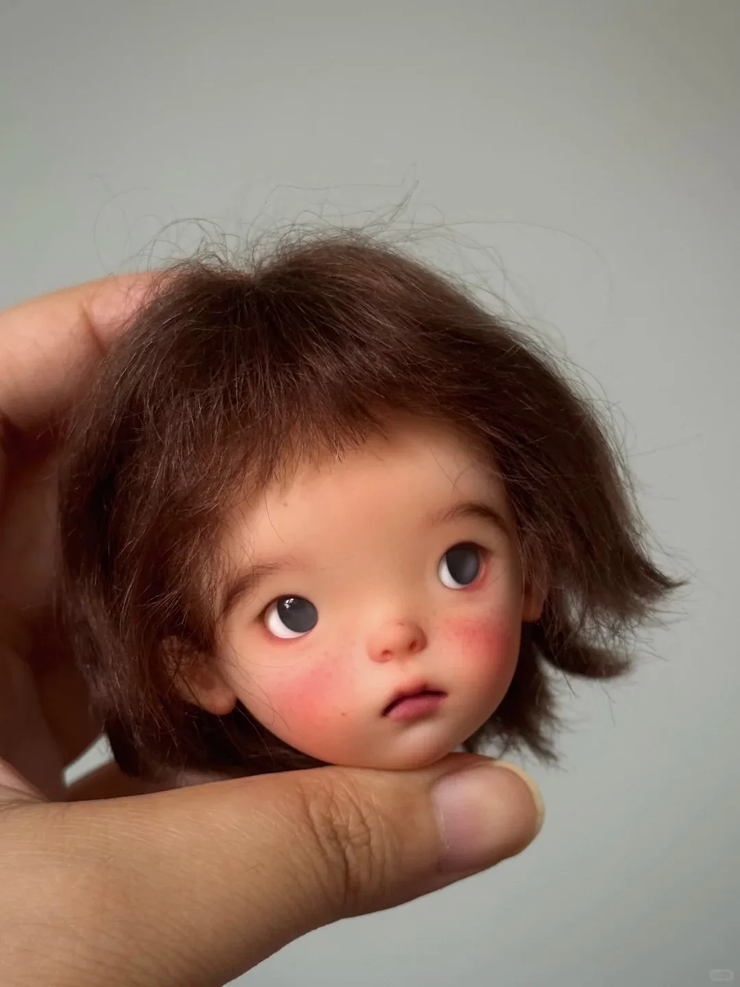 새로운 SD BJD 인형 1/6 란두도우 소녀 머리 앰버 귀여운 아름다운 소녀 메이크업 고품질 레진 장난감 선물 머리만