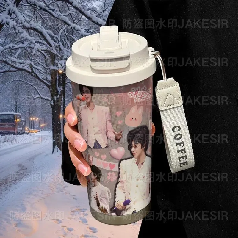 Liu Yuning Concierto Cosplay Taza Aislada Acero Inoxidable 316 Taza de Agua con Pajita de Gran Capacidad Taza de Café para Coche para Hombres y Mujeres