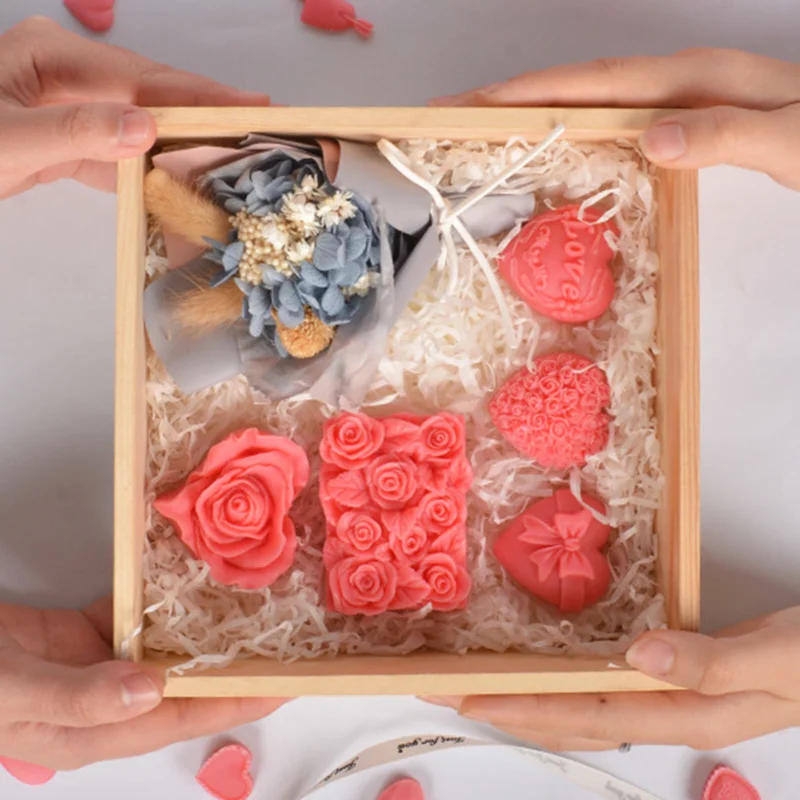 3D Rose Flower Mold Love Heart Shape Silicone Candle Mold Chocolate Mold Fondant Cake Soap Mould Gift for Wedding Valentine