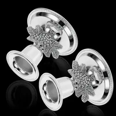 

2Pcs Metal Holder Vintage Style Decorative Shabbat Candlestick for Living Room Dinner Wedding Decoration