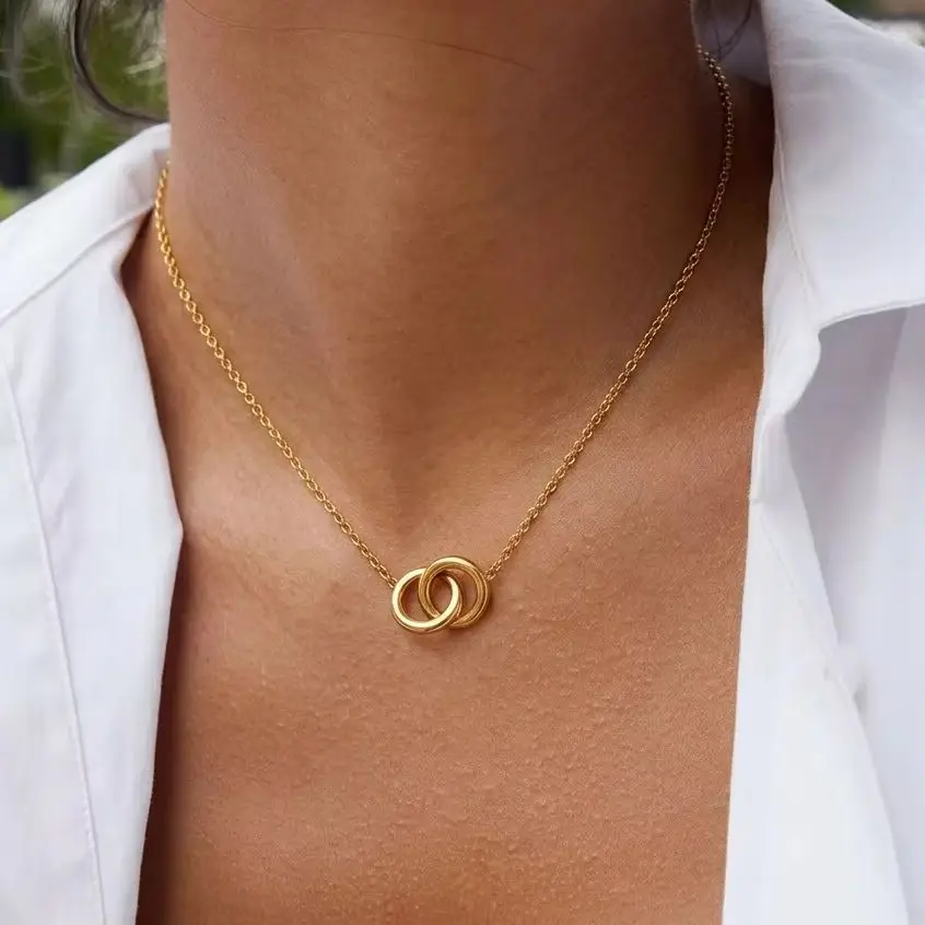 Stainless Steel Interlocking Circle Necklace For Women Minimalist Double Ring Pendant Tarnish Resistant Fashion Clavicle Jewelry