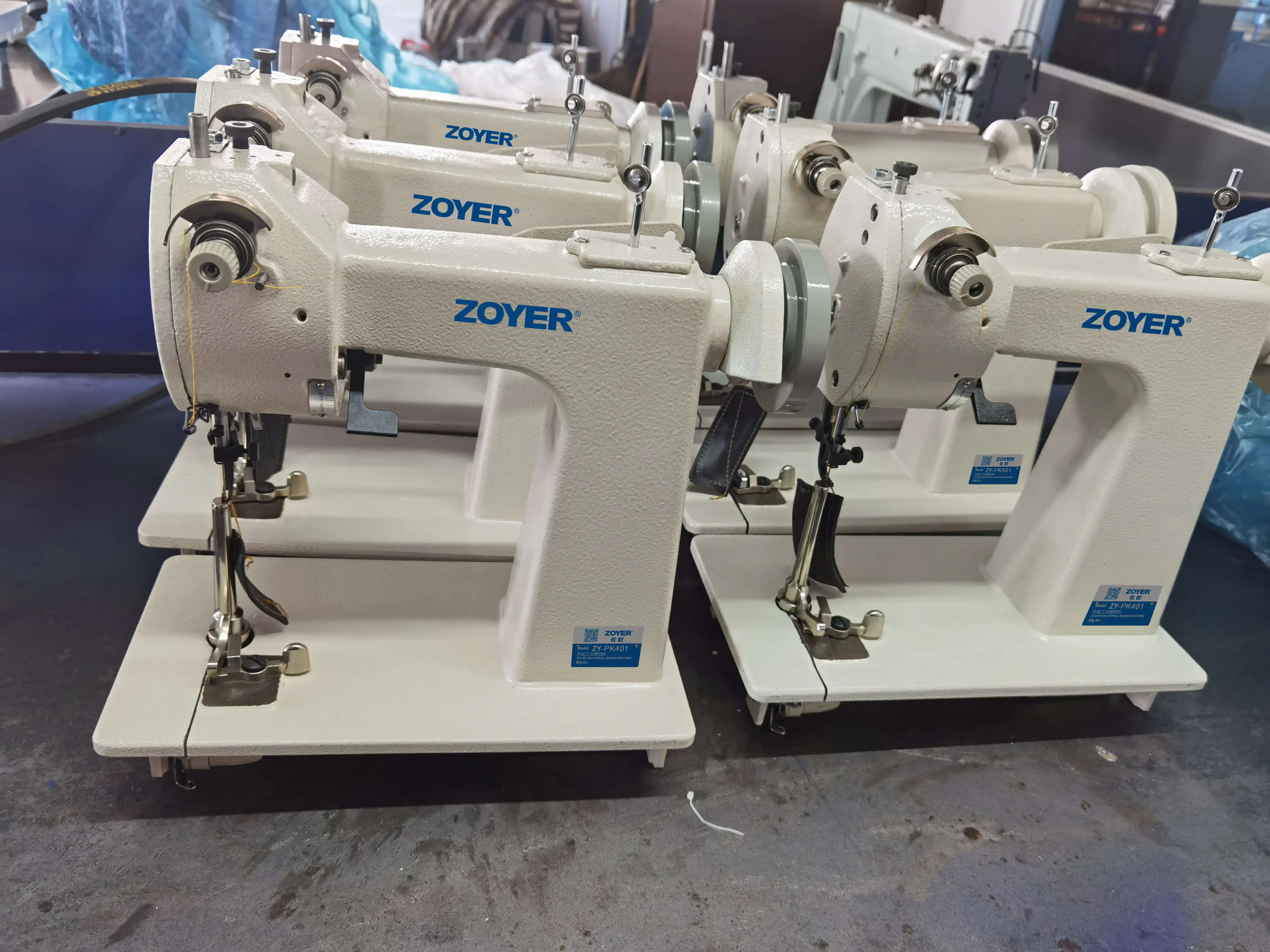 ZY-PK401 New Heavy Duty Leather Small Post Bed Glove Finger Sewing Machine With Motor Chain Stitch