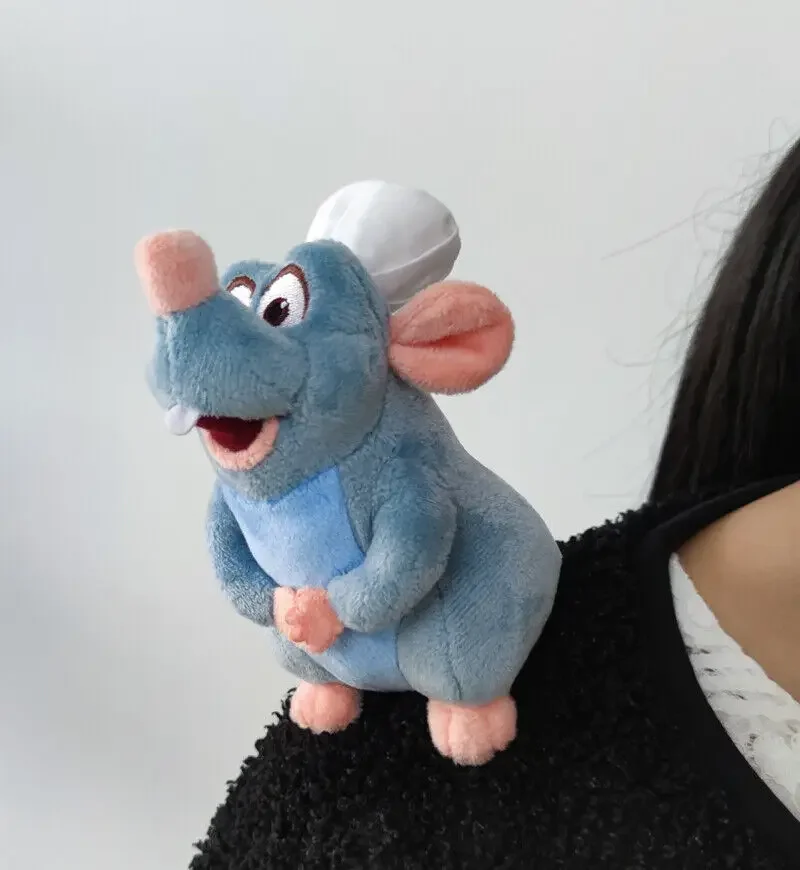 Ratatouille Magnetic Shoulder Riding Chef Remy Plush Toy，Ratatouille Chef Remy Magnetic Plush Toy