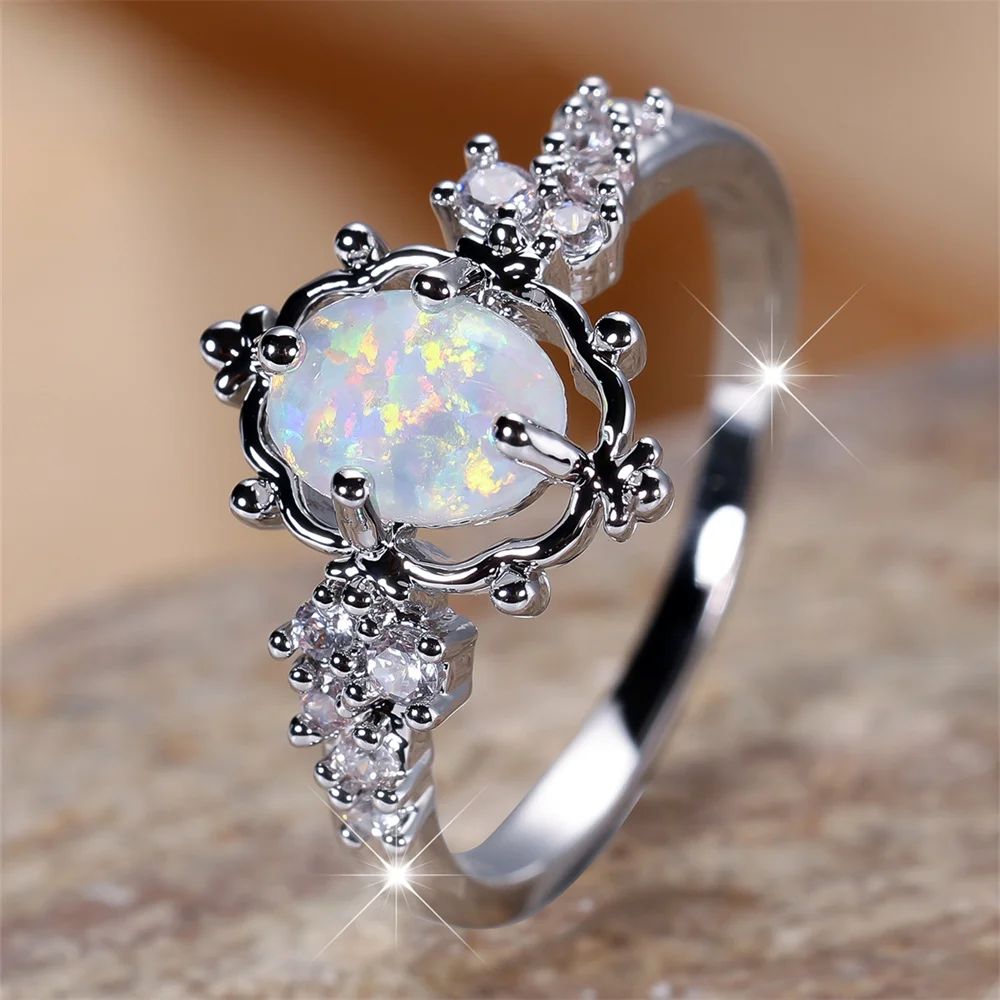 White Fire Opal Oval Stone Engagement Rings For Women Vintage Silver Color Luxury Crystal Wedding Bands Birthstone Jewelry Gifts