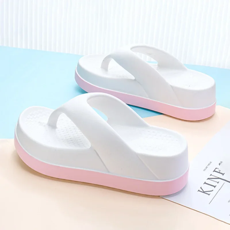 Woman Flip Flops Popular Design Shoes 2025 Trend Casual Platform Sandals Non-slip Outdoor Slippers Unique Features Flat Sandals