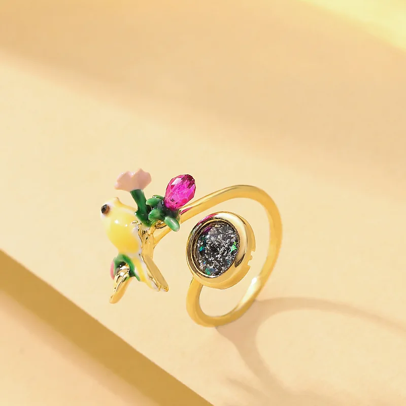 

Sweet temperament, pastoral style enamel drip glaze bird flower adjustable open ring niche personalized hand jewelry