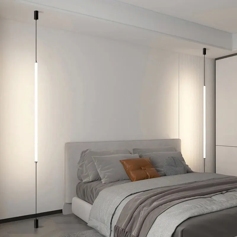 مصباح أرضي LED بتصميم إيطالي، مصباح جداري أكريليك بجانب السرير لغرفة النوم، مصباح خط طويل، مصباح أرضي LED لغرفة المعيشة في الفندق باللون الأسود الحديث