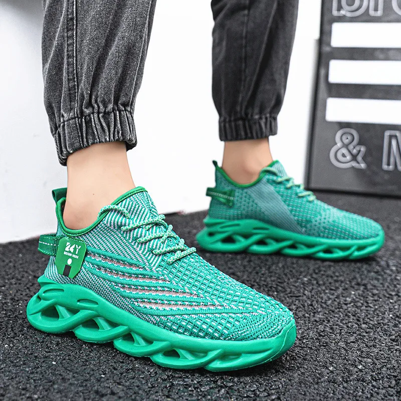 Spring Green Couple Knit Sneakers Breathable Comfortable Men Casual Sneaker Lightweight Fashion Men's Blade Sneakers zapatillas