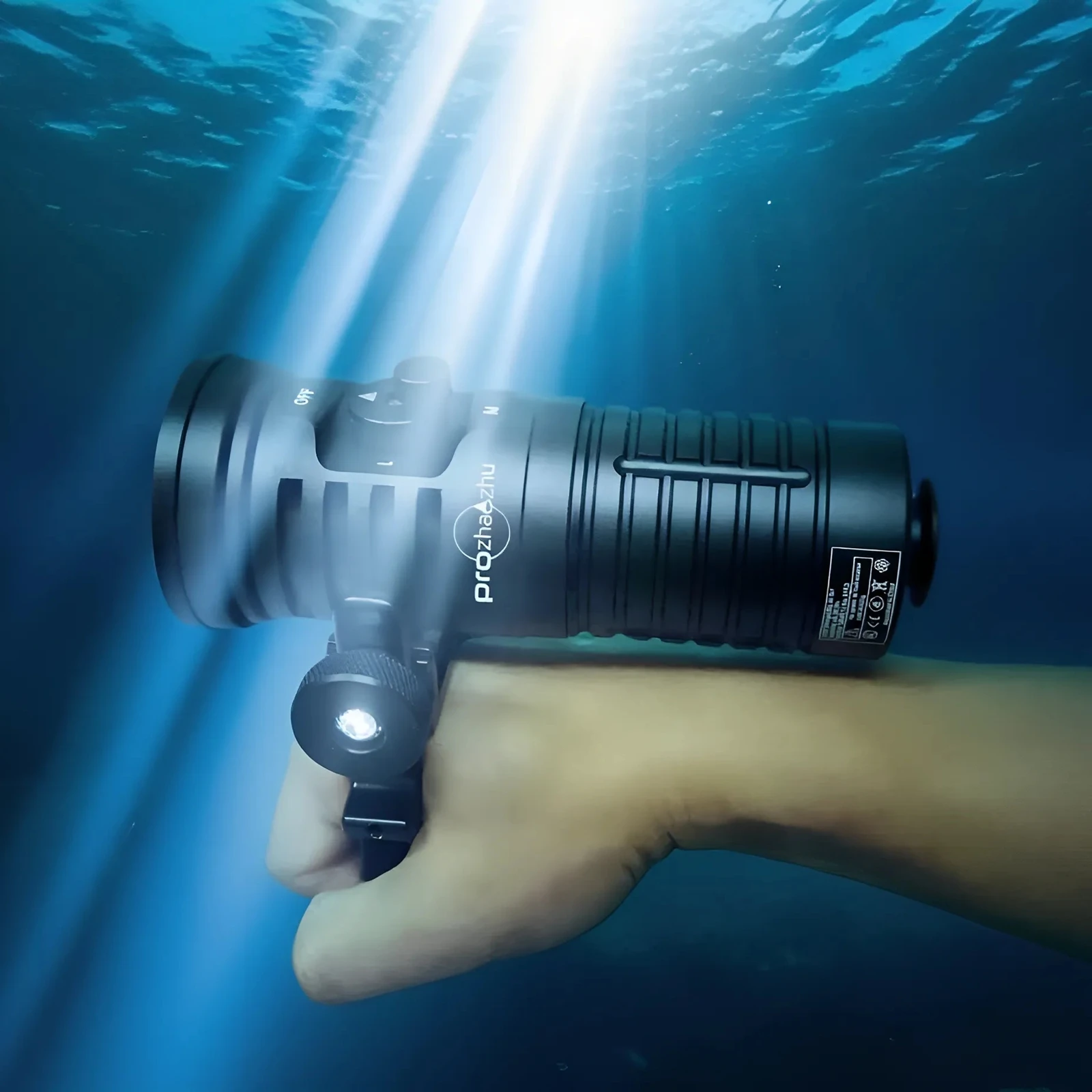 

DL-D40M Aluminum Alloy SBT90 6000 Lumen IP68 200M Depth Rechargeable Handheld Scuba Diving Lamp Tec Light for Wreck Cave Diving