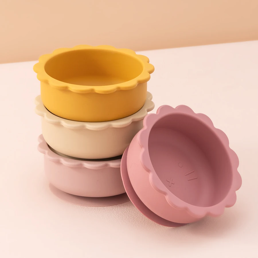 

1PC Baby Silicone Bowl Cute Cartoon Lion Shape Baby Tableware Solid Color Baby Food Storage BPA Free Suction Baby Meal Tray