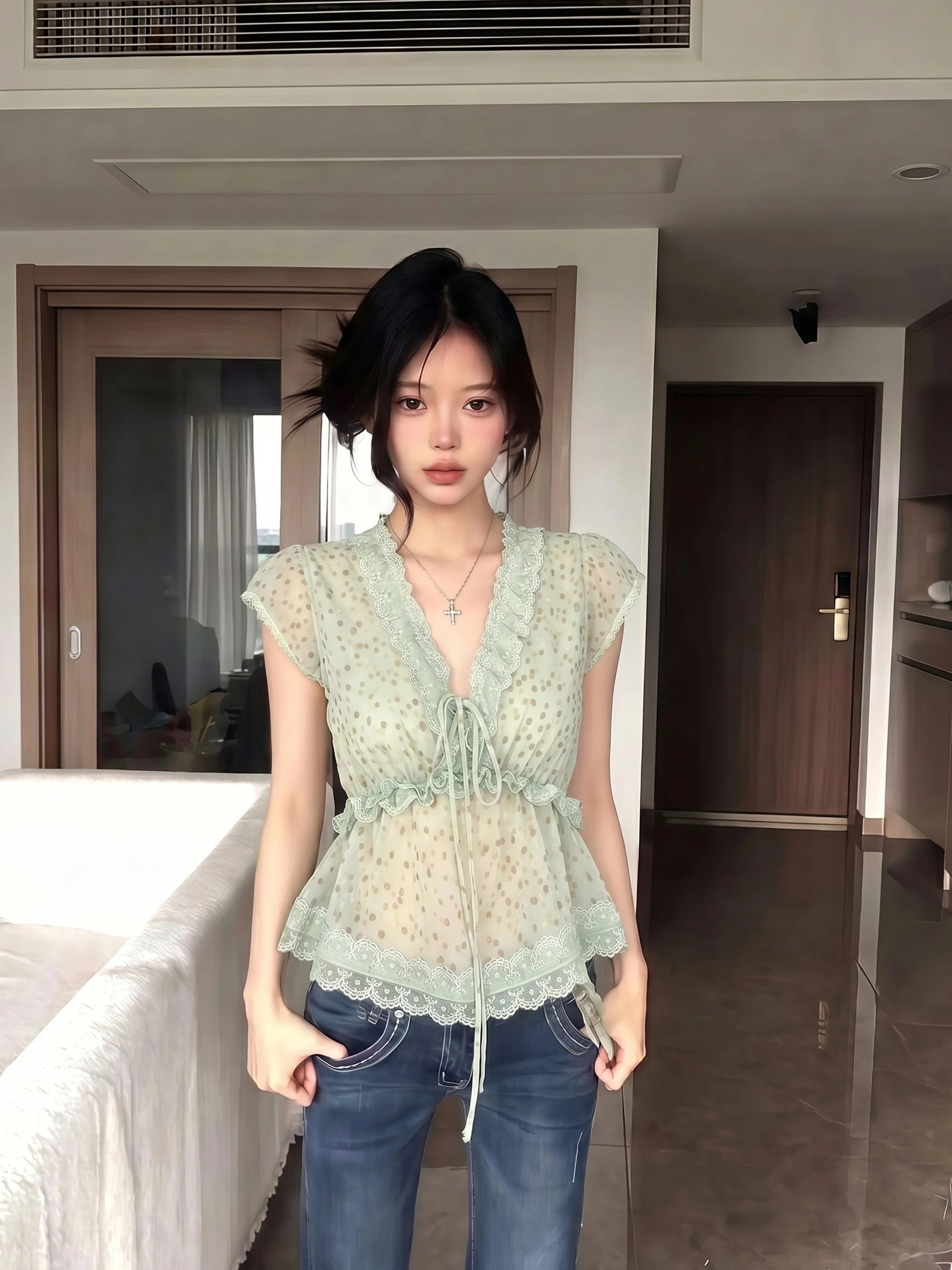 

Mint Green Polka Dot Lace Trim Slim Fit Short Sleeve V Neck Chiffon Top Women's Summer Fashion Gentle Breeze Style 2026