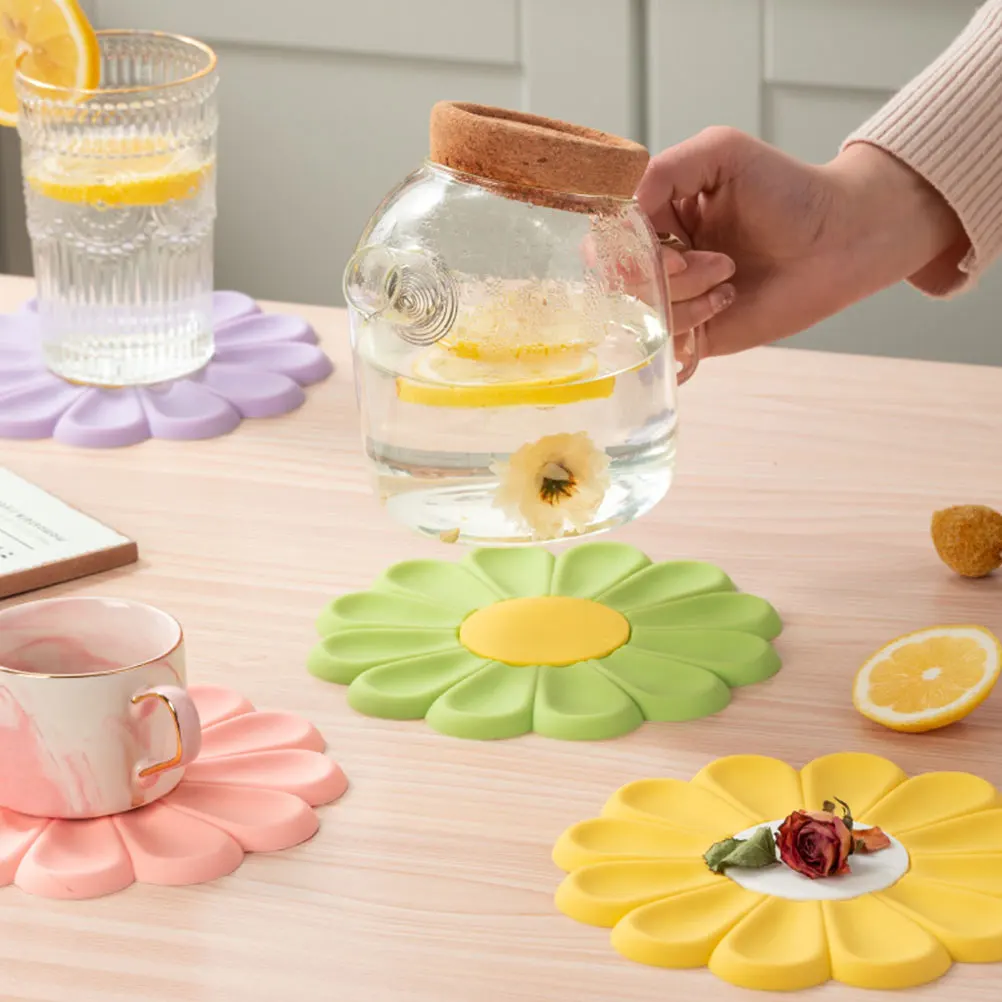

3 Pcs Silicone Kitchen Pads Flower Design Pot Holders Heat Resistant Waterproof Non Slip Countertop Mats Premium Quality