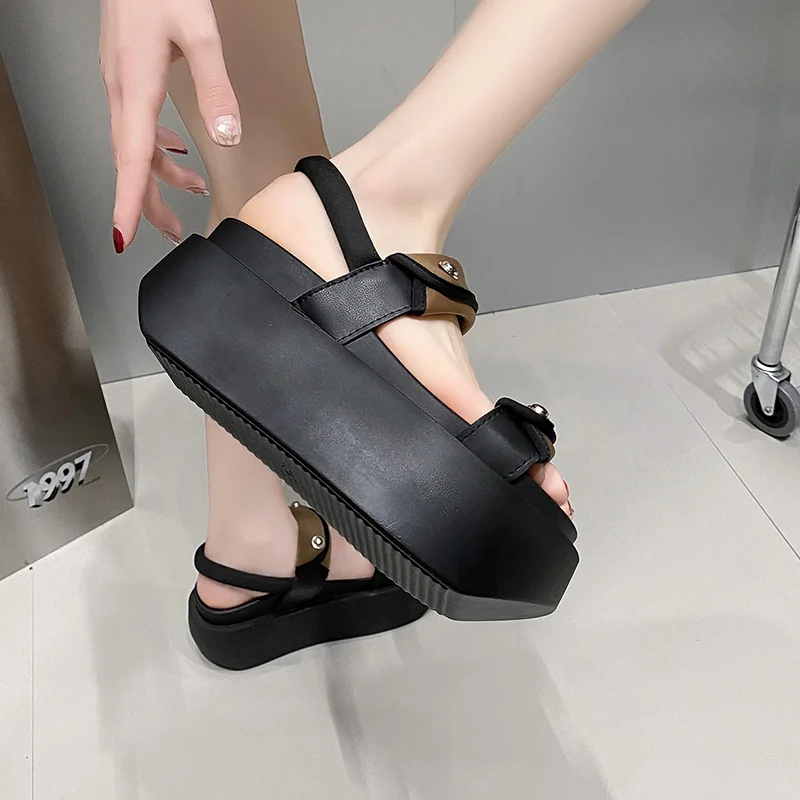 Women Platform Sandals NEW Summer Designers Flat Heels Chunky Shoes 8CM Beach Slippers Woman Gladiator Sport Sandalias