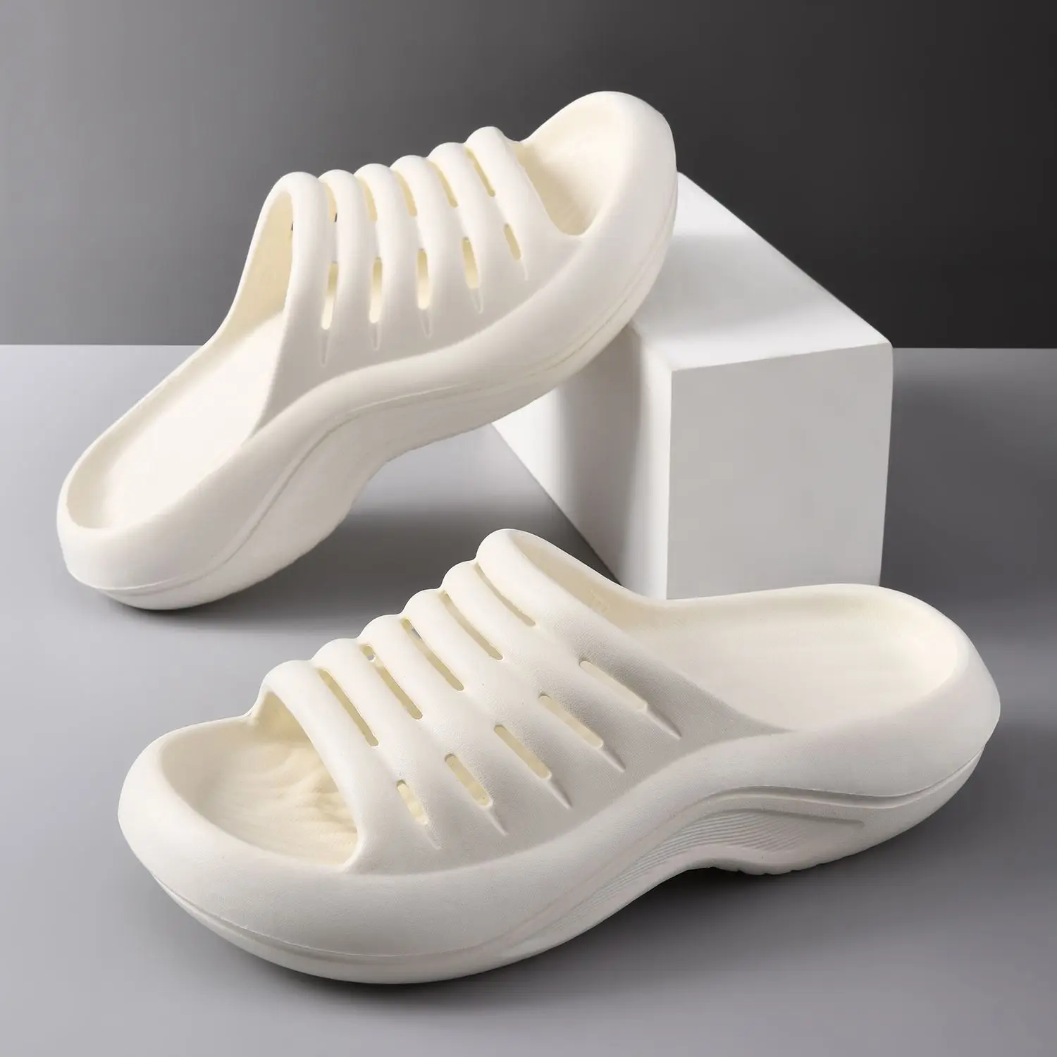 

Men's Anti-Slip All-Season Flip-Flops Indoor Outdoor Soft Sole Durable Slippers for Home Bathroom and Shower