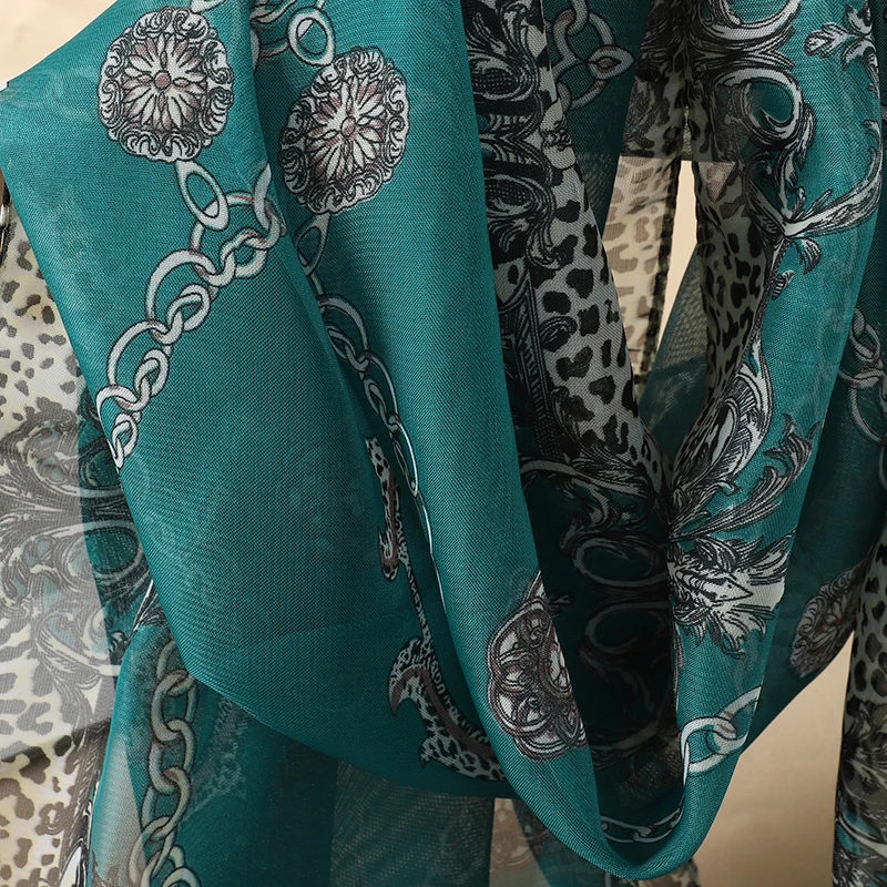 New Fashion Print Design Women Silk Scarf Shawl Elegant Headscarf Convinient Bandage Hijabs Chiffon Muslim Wrap Scarves