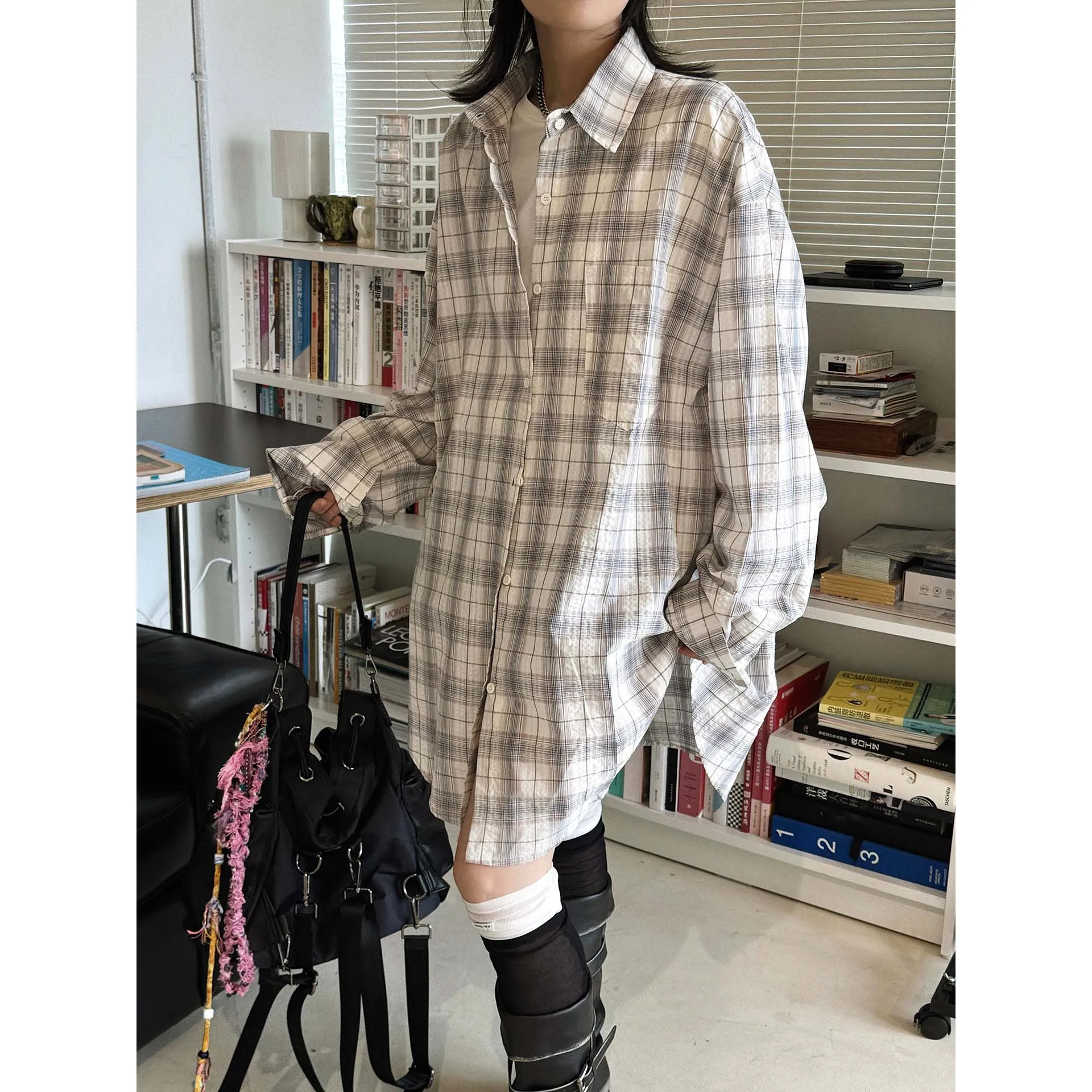 

SuperAen Spring and Summer New Korean-style Retro Casual Contrast Color Shirt Women Single-button Loose Tops