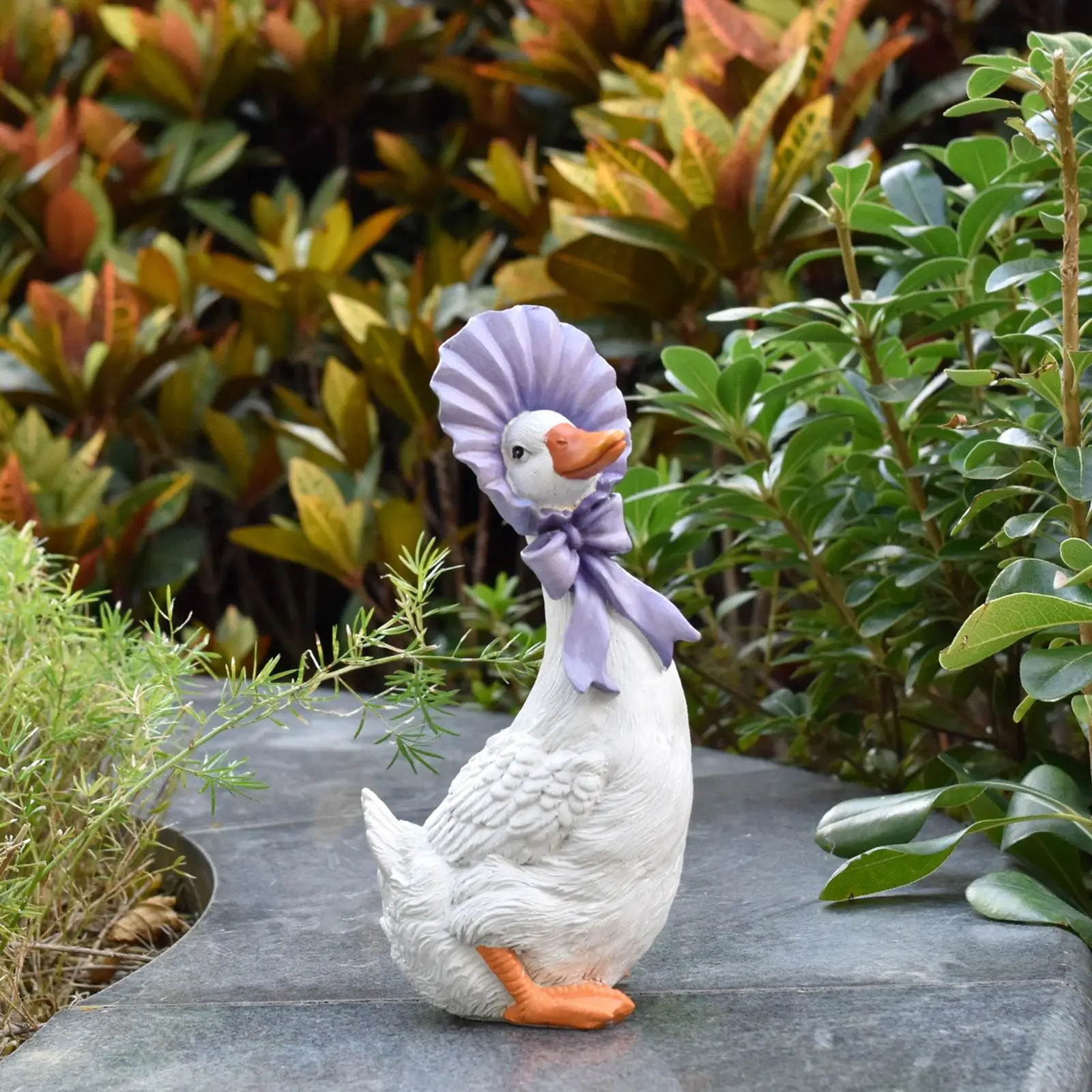 Cartoon Duck Figurine Shelf Resin Animal Sculpture Multicolor Couple Outdoor Decoration for Home Office Courtyard Gift