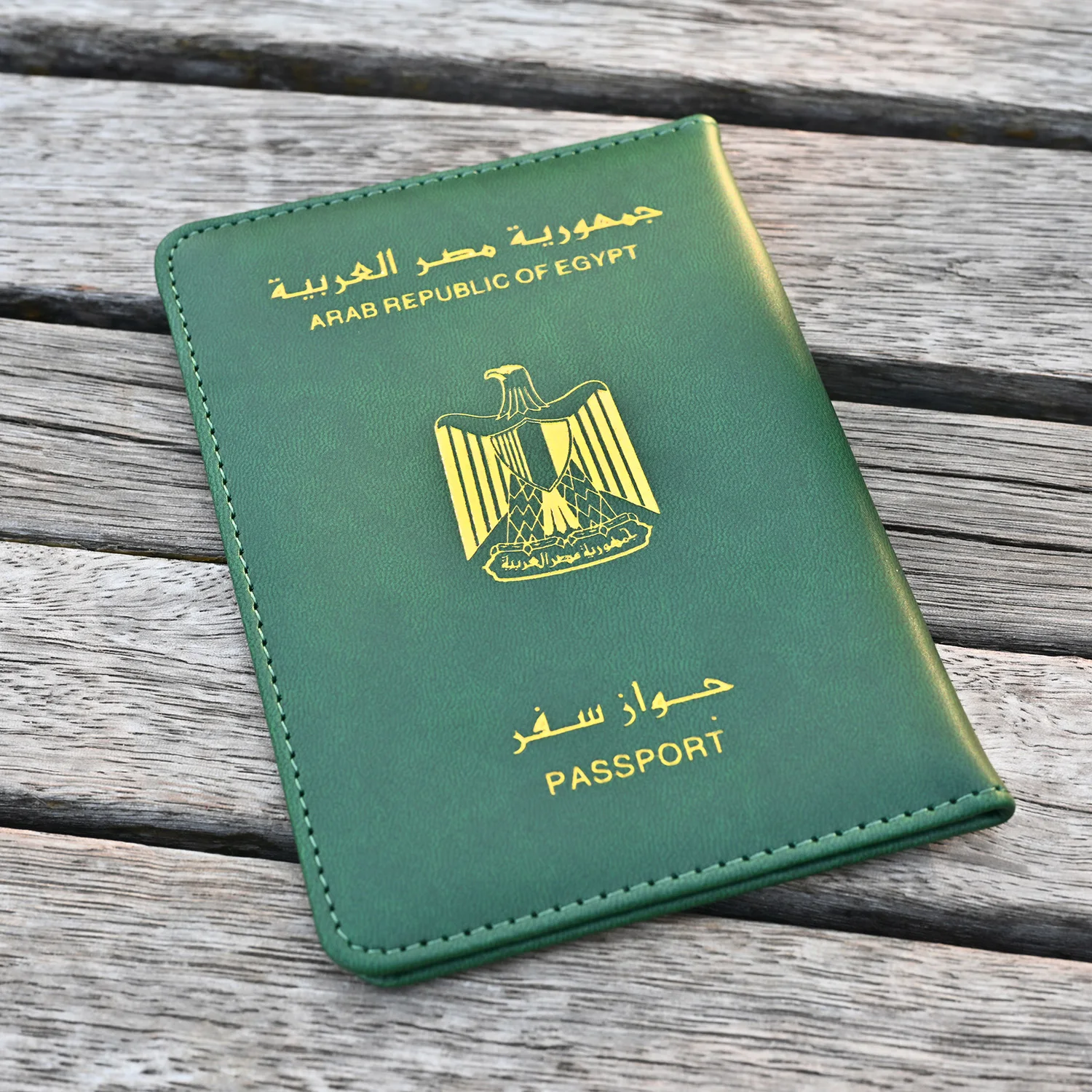 Capa para passaporte da Repúbl - Travel Accessories Egypt avaliação e preço