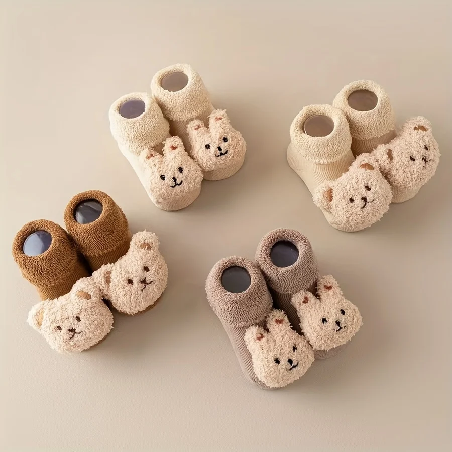 1 pairs of winter newborn non-slip floor socks Cute bear pattern children's toddler socks Cozy plush indoor non-slip socks