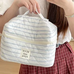 Simple Stripe Women's Quilted Cosmetic Bag Portable Travel Wash Bags Makeup Case Large Capacity Female Soft Storage Bag Handbags